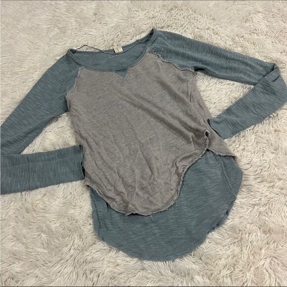 Free people small distressed tee - Picture 1 of 8